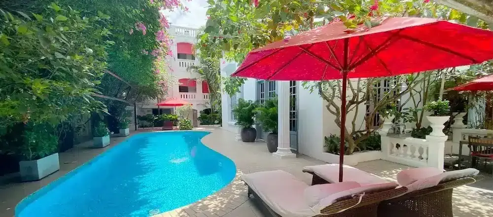 Spa L'Apothiquaire Saigon, Ho Chi Minh | French Day Spa In Saigon | L’Apothiquaire French Day Spa Pool 1 Min Min 1 1